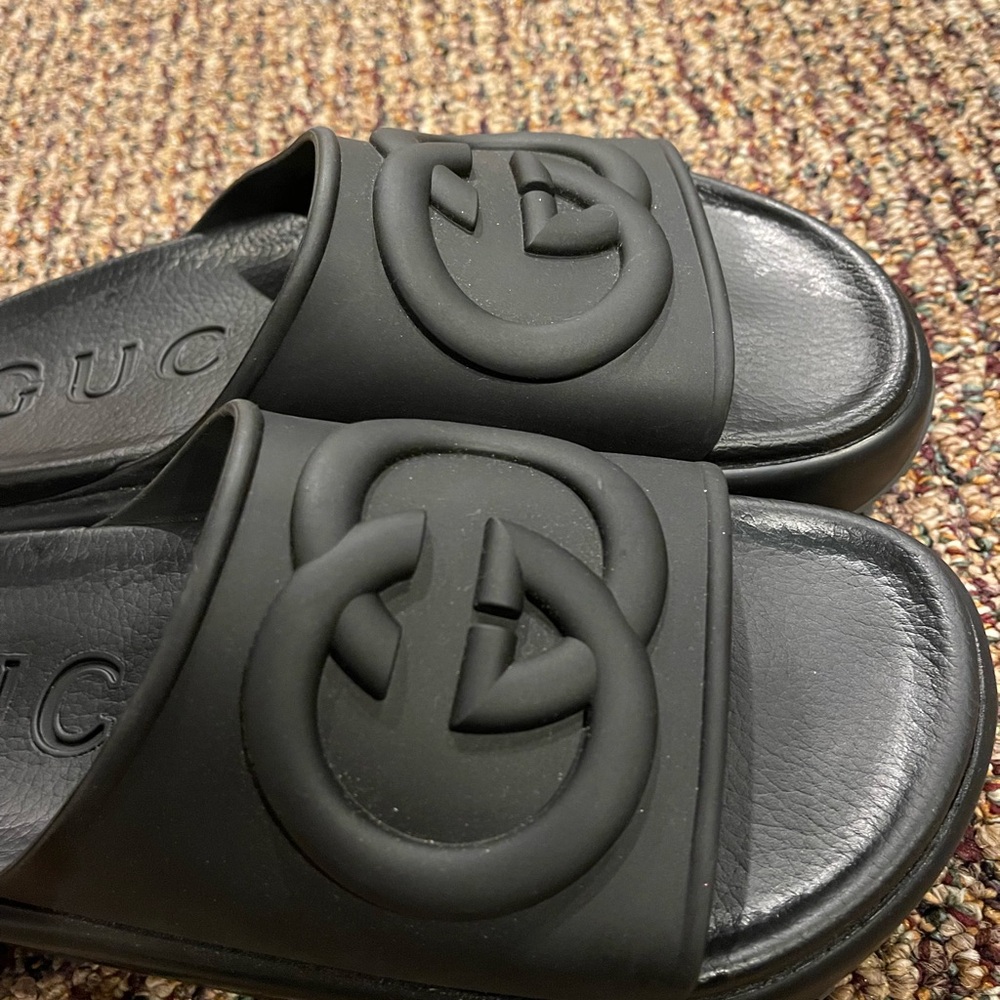 Gucci Black Slide Sandals - Picture 7 of 7